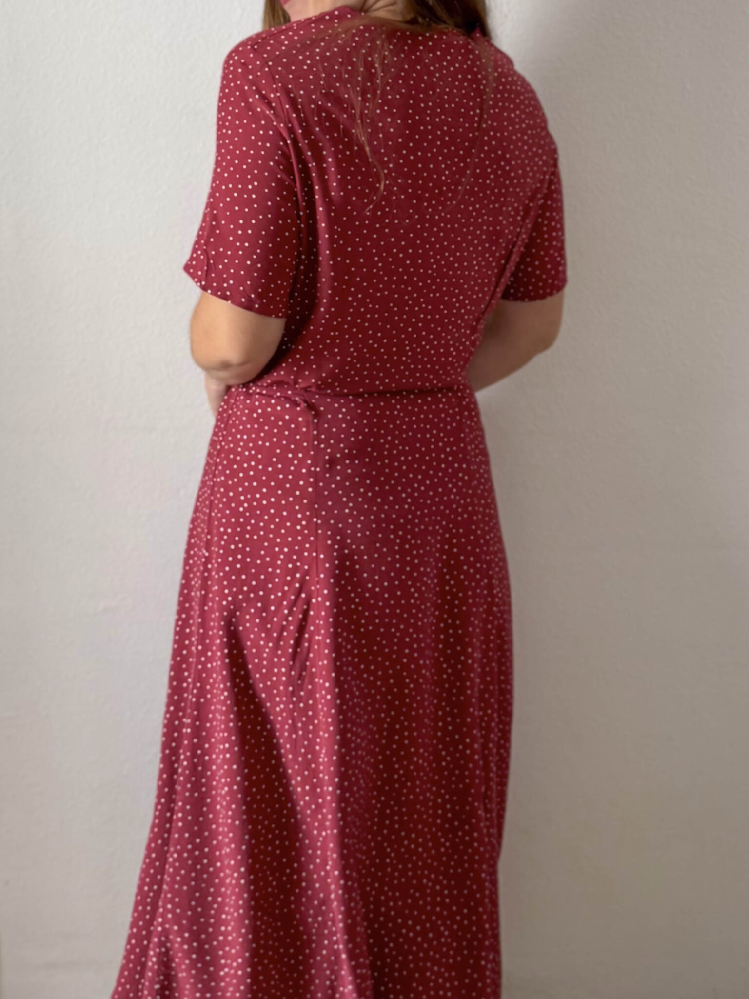 Imagen de Vestido granate con lunares (4)