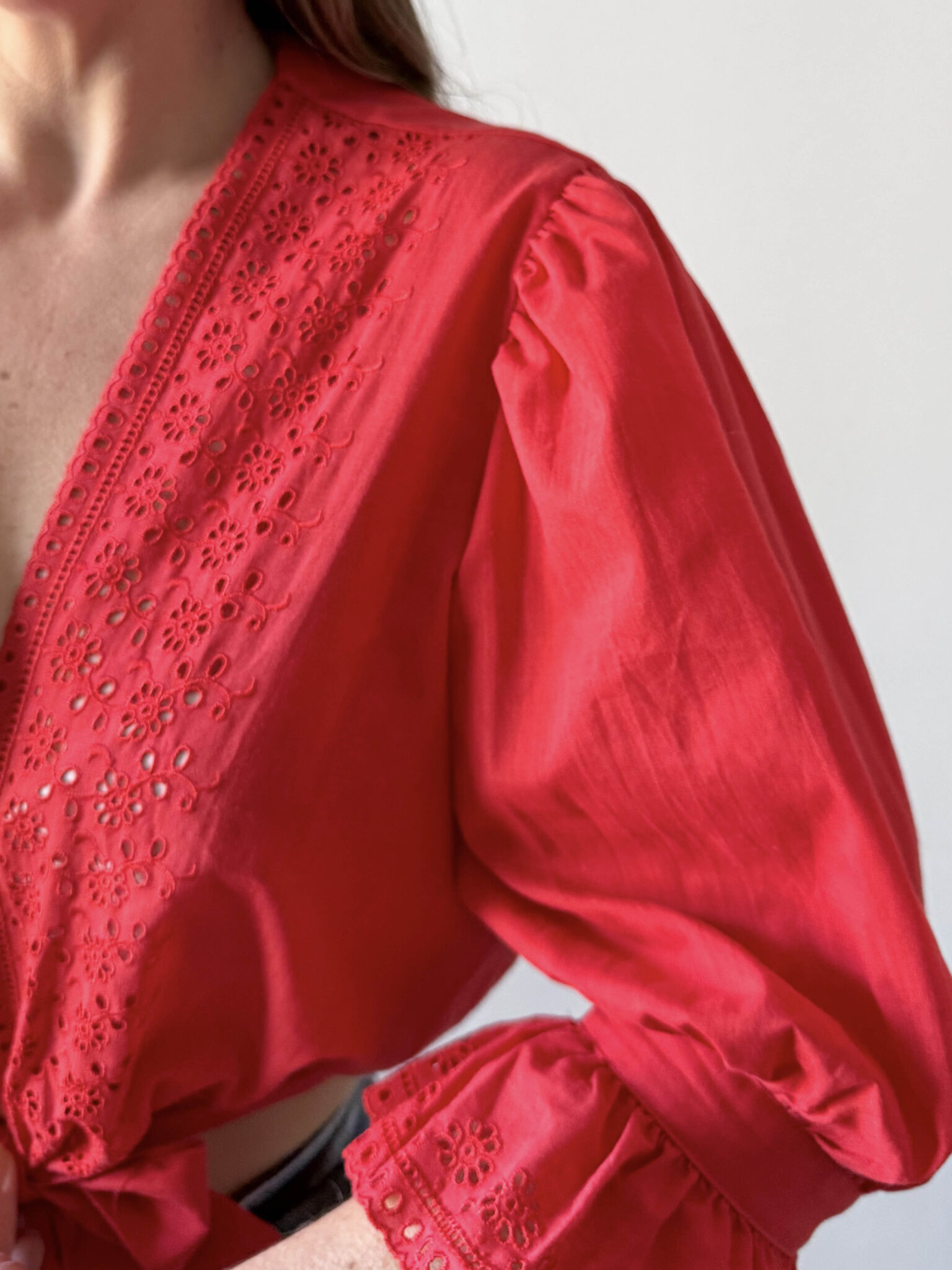 Imagen de Austriaca crop roja (10)