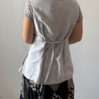 Imagen de Blusa gris con bordados (5)