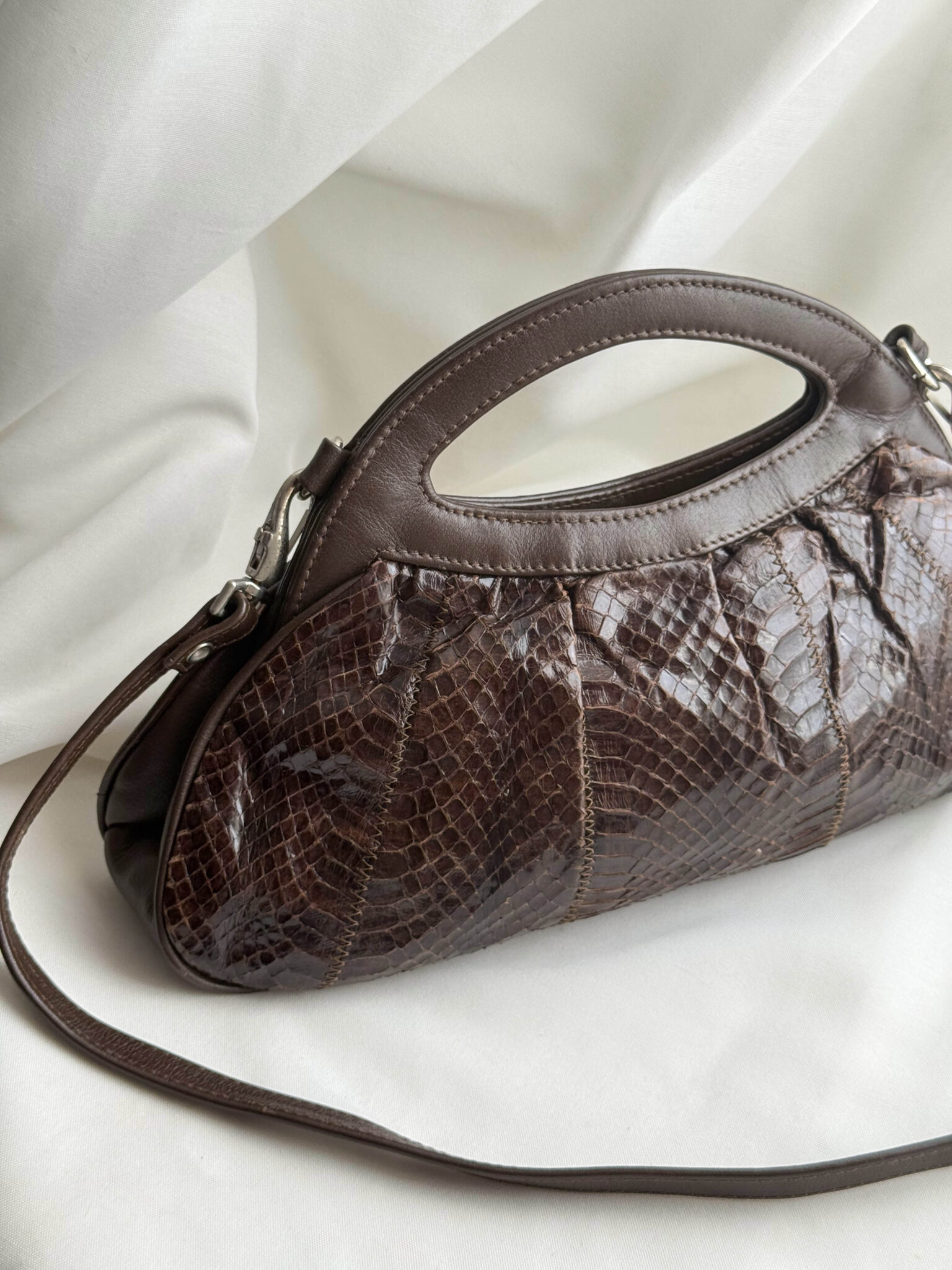 Imagen de Bolso piel serpiente fruncido (3)