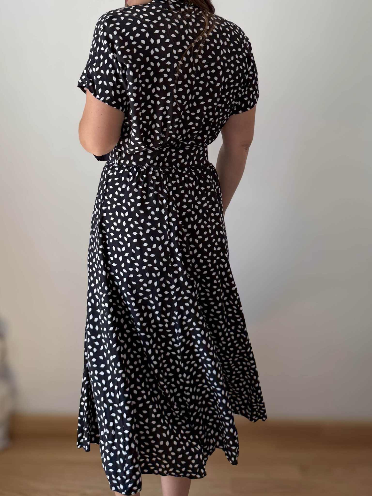 Imagen de Vestido bicolor fluido (3)