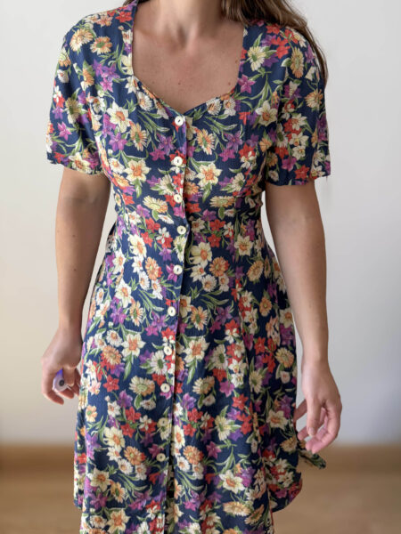 Imagen de Vestido corto con flores (2)