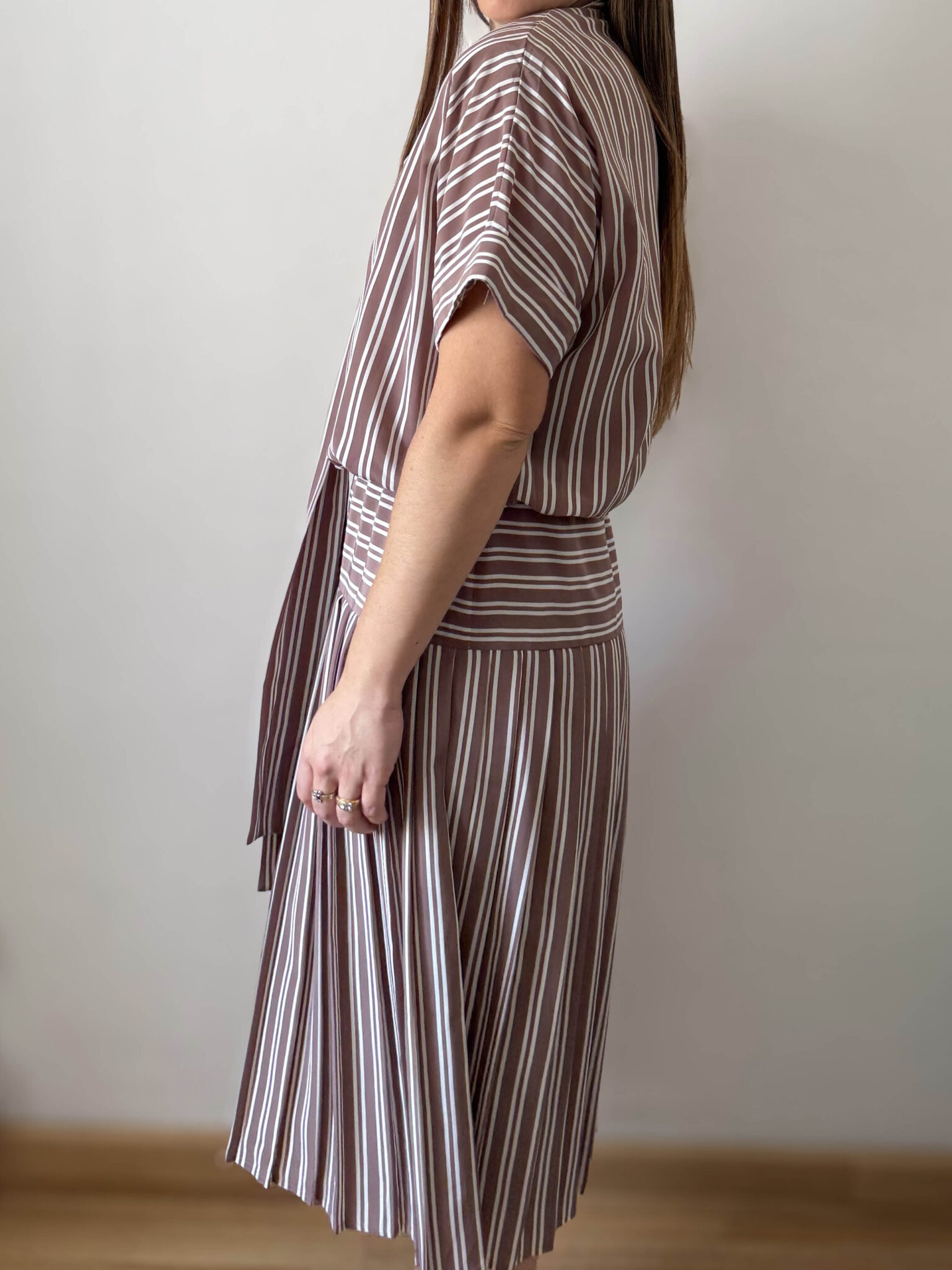 Imagen de Vestido de rayas marron (4)