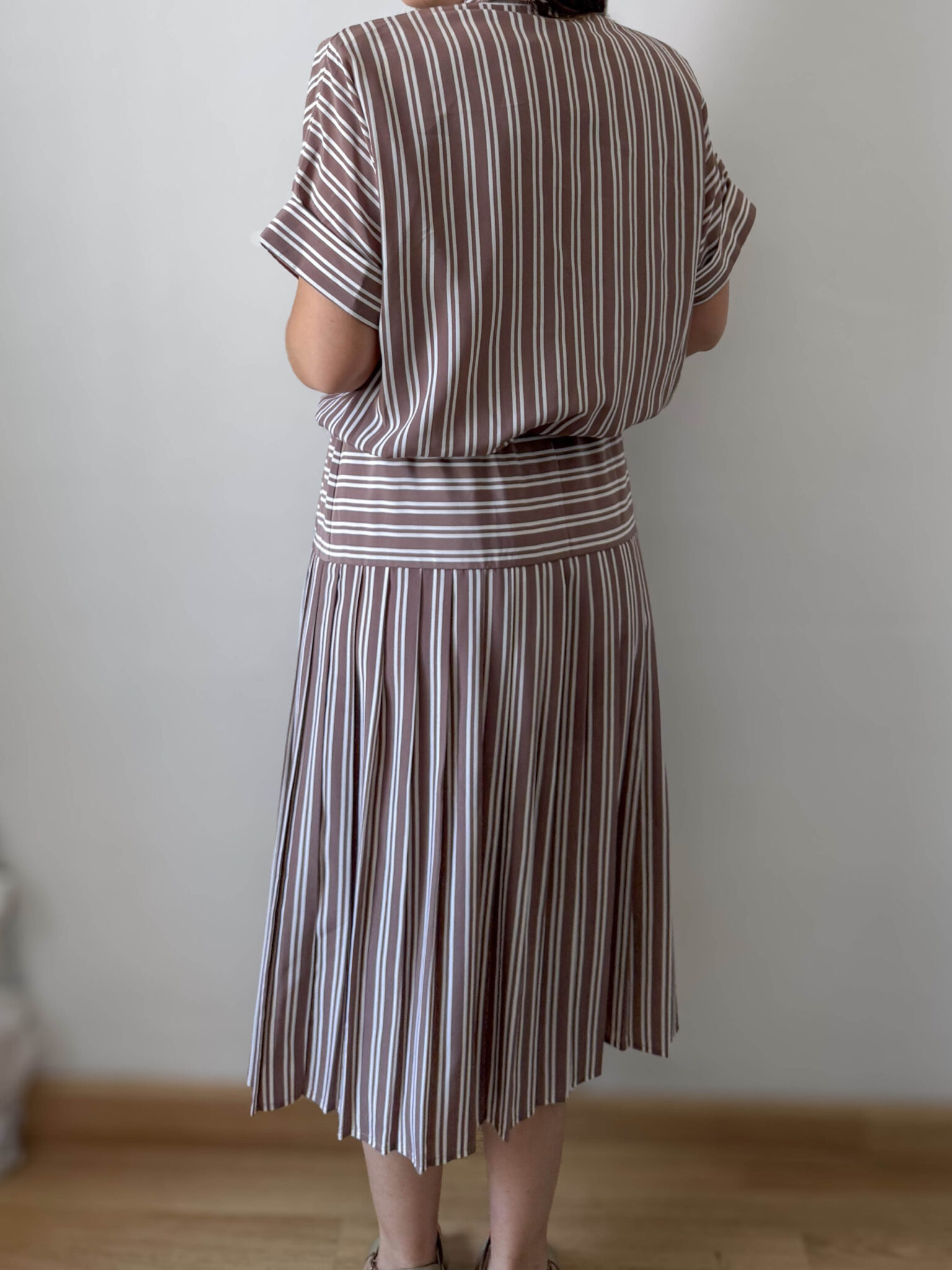Imagen de Vestido de rayas marron (5)