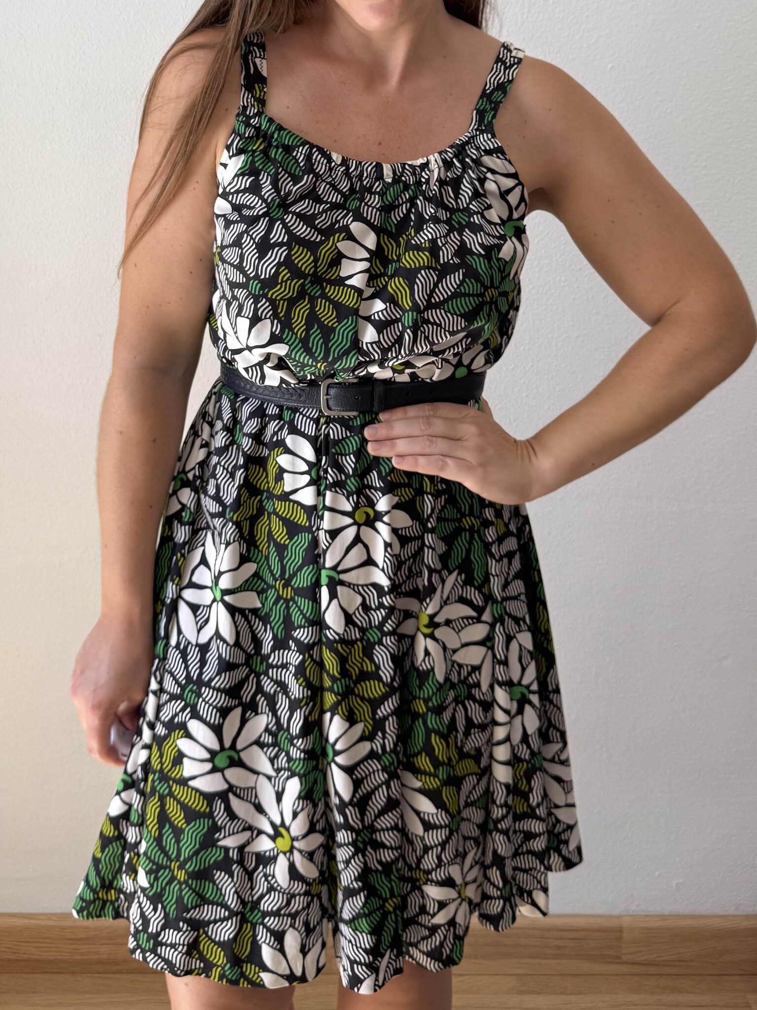 Vestido fluido flores (3) Imagen de Vestido fluido flores (3)