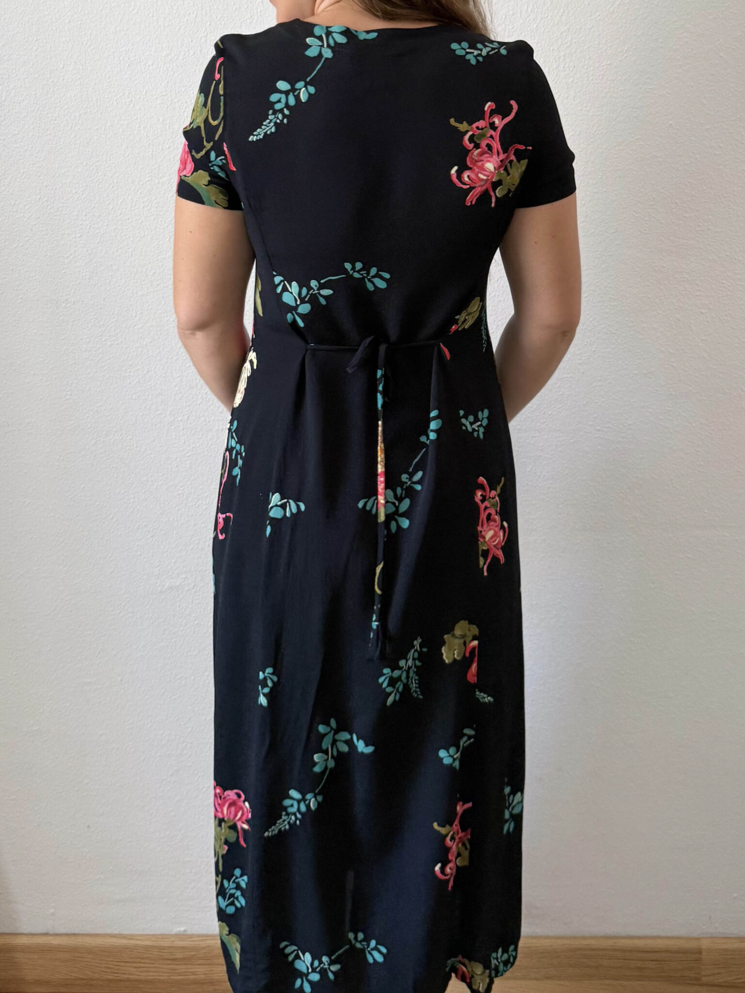 Imagen de Vestido negro estampado (6)