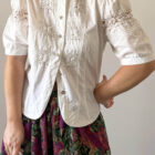 Imagen de Blusa alemana con paneles bordados (14)