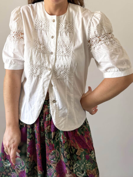 Imagen de Blusa alemana con paneles bordados (14)