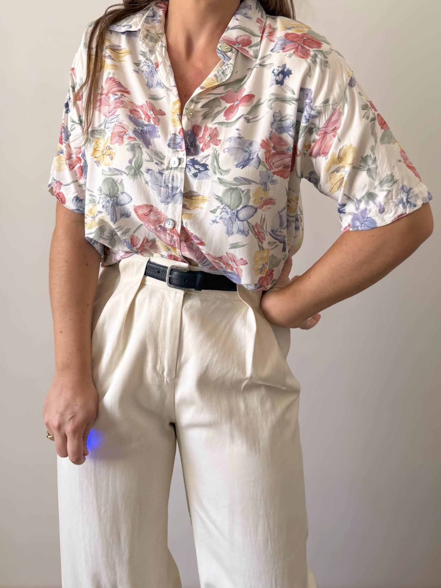 Camisa años 90 con estampado floral (6) Imagen de Camisa años 90 con estampado floral (6)