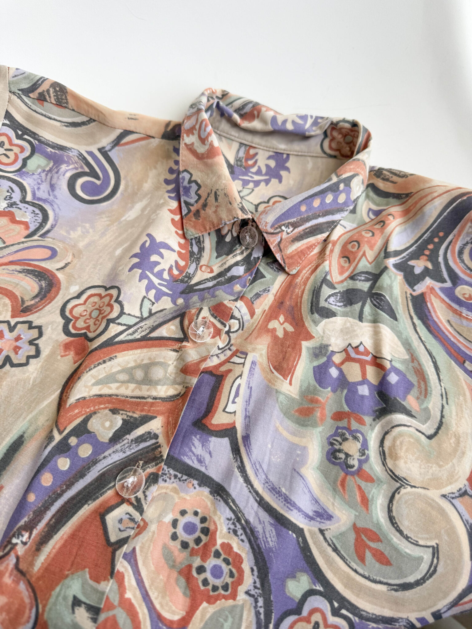 Imagen de Camisa paisley tonos pastel (8)