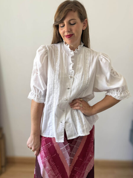 Imagen de Blusa austriaca bordada 80s (2)