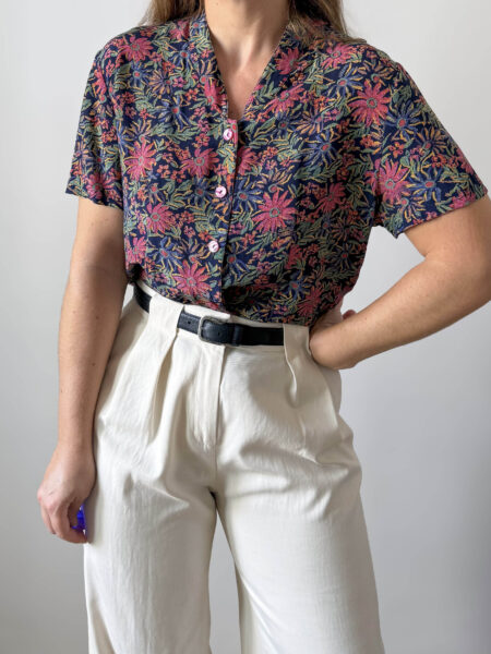 Imagen de Blusa de seda escote v (7)