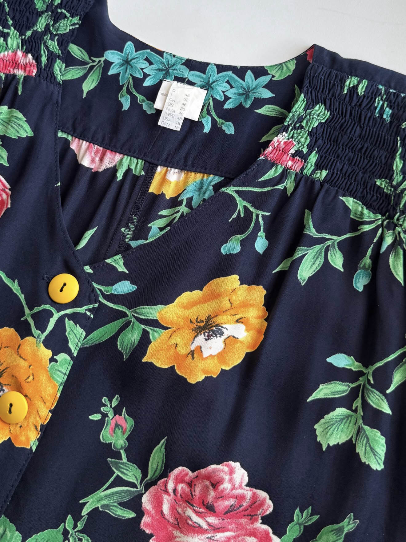 Imagen de Blusa floral con cinturon (1)