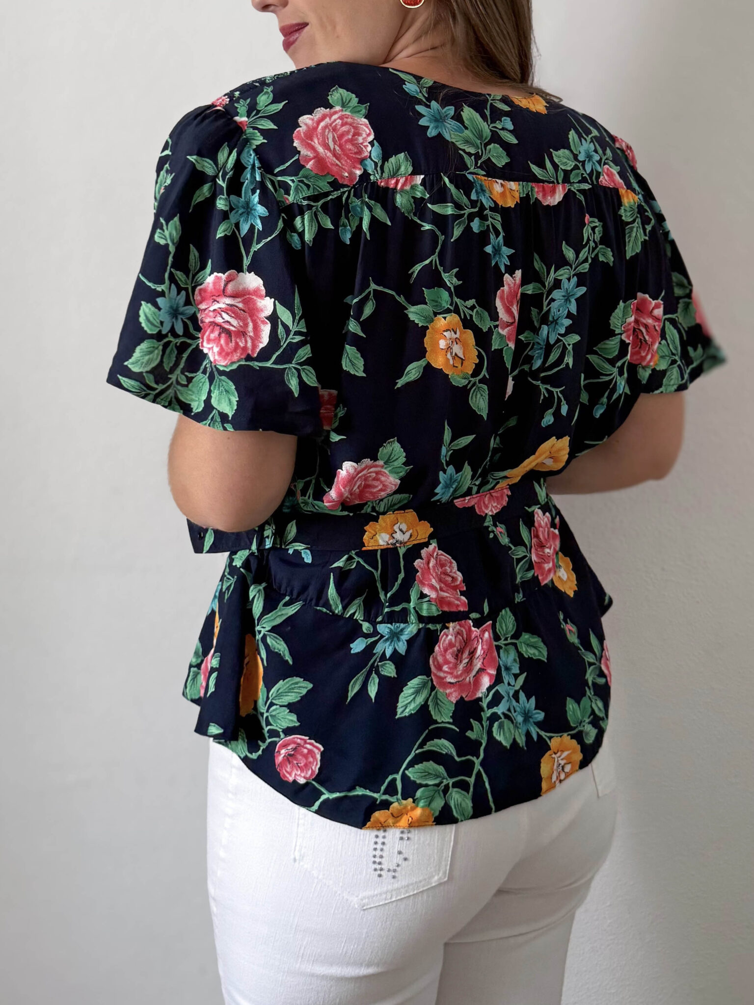 Imagen de Blusa floral con cinturon (4)