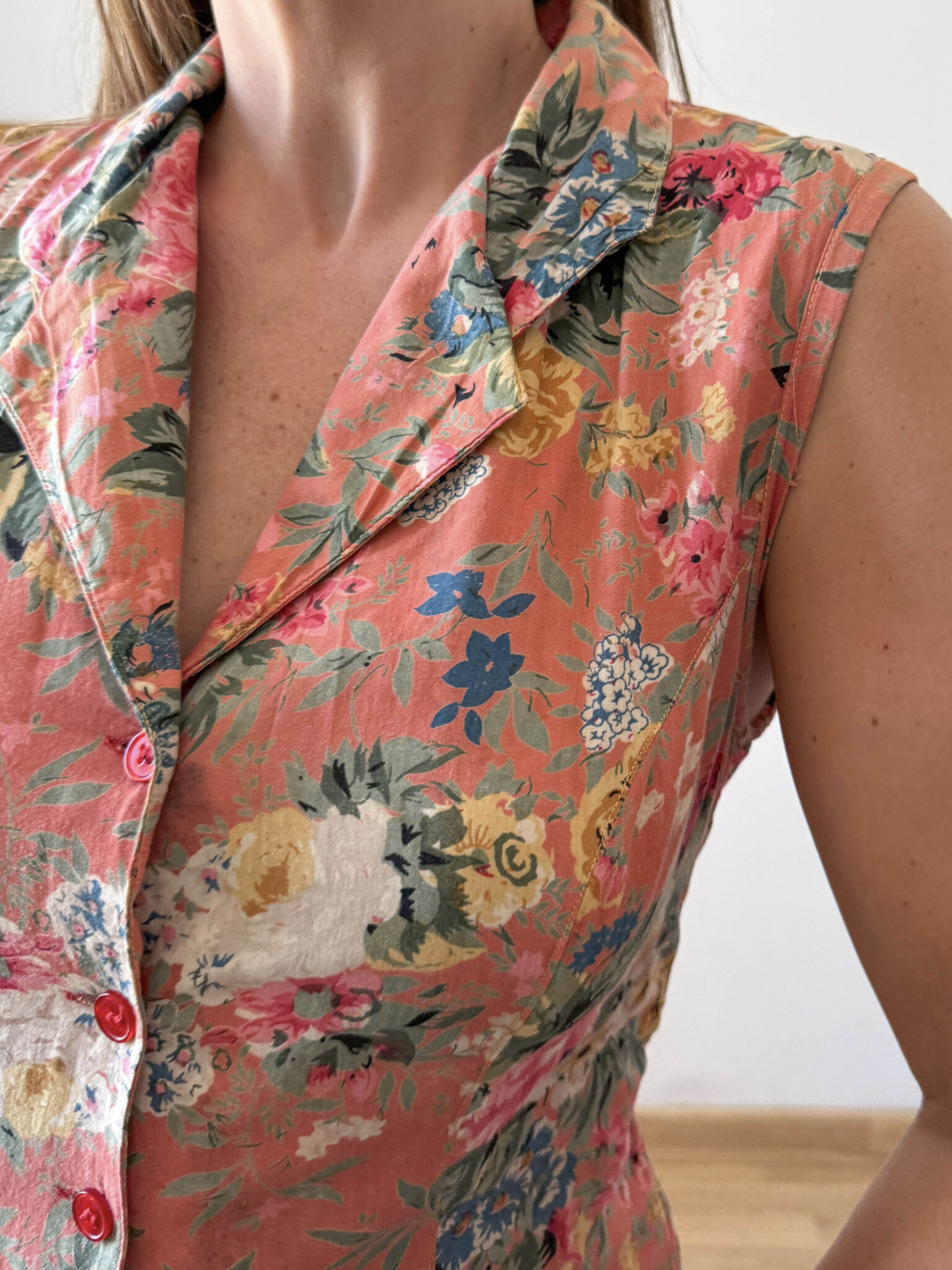 Imagen de Vestido con panel calado (4)