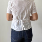 Imagen de Blusa bordada con solapas (3)