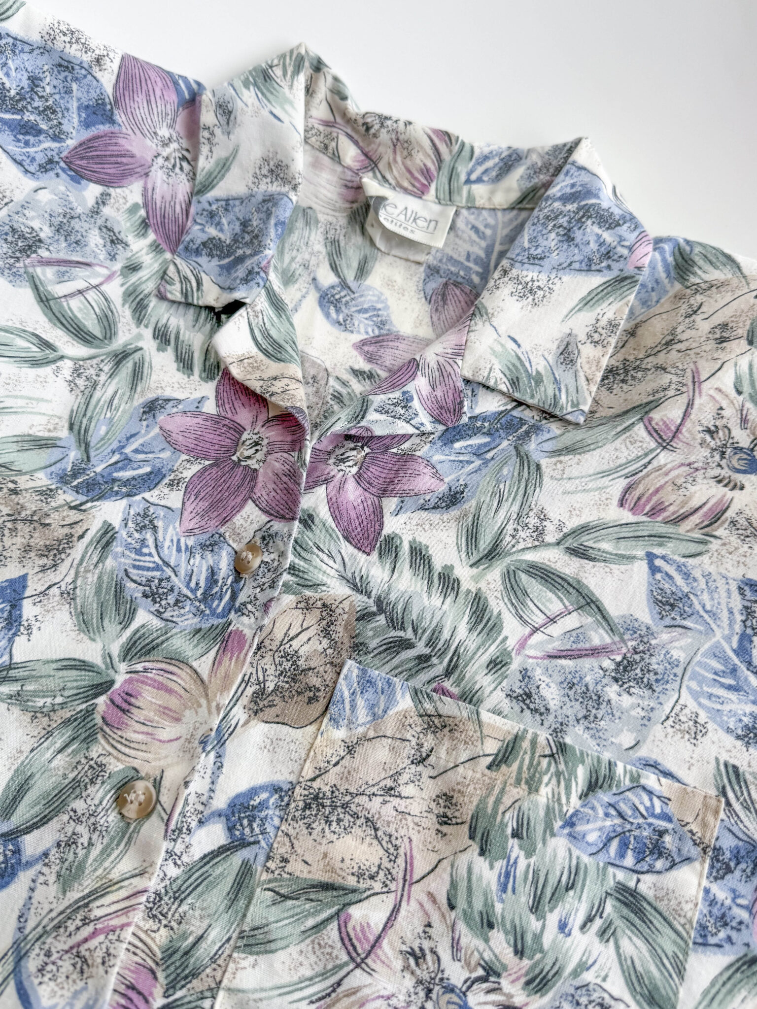 Imagen de Camisa tropical tonos pastel (1)