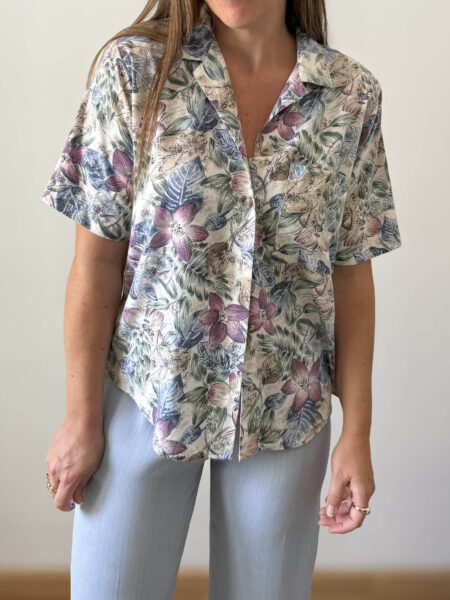Imagen de Camisa tropical tonos pastel (3)