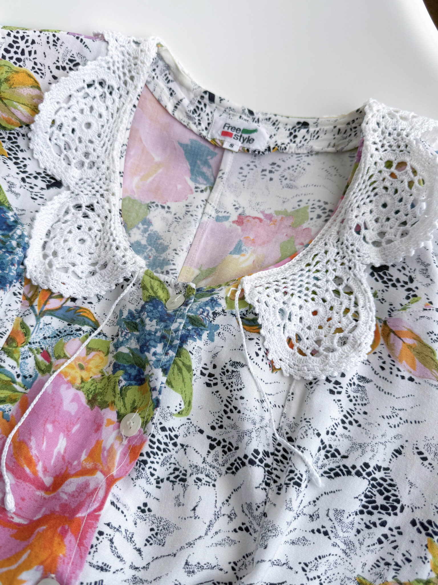 Imagen de Vestido con cuello de crochet (7)