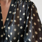 Imagen de Blusa con estampado lunares años70 (12)