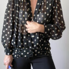 Imagen de Blusa con estampado lunares años70 (13)