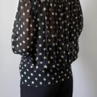 Imagen de Blusa con estampado lunares años70 (16)