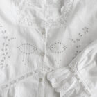 Imagen de Blusa romántica con bordados (3)