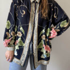 Imagen de Camisa amplia con estampado floral (2)