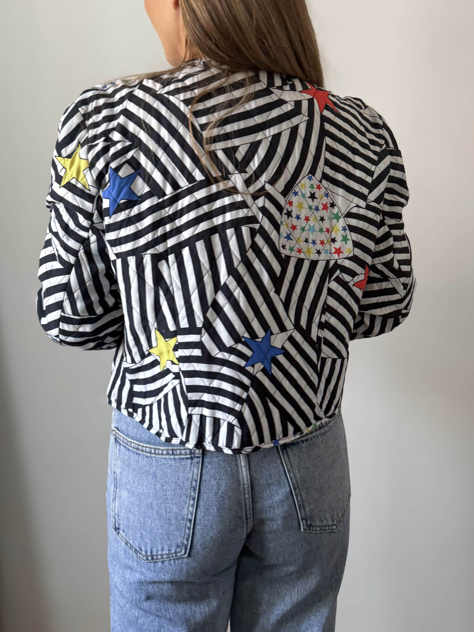 Imagen de Chaqueta acolchada estampado estrellas (3)
