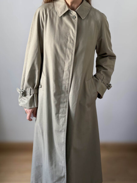 Imagen de Gabardina estilo burberry (1)